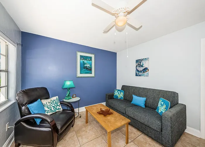 Blue Water Beachside 2 Apartment *