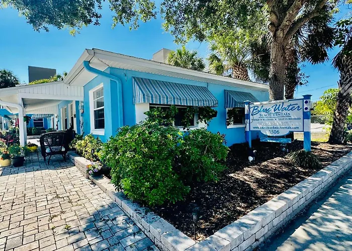 Blue Water Beachside 2 Apartment